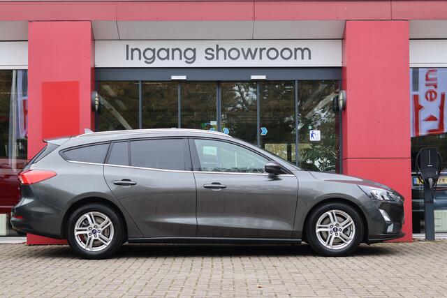 Ford FOCUS Wagon 1.5 EcoBlue Titanium X Business | Winter Pakket | Camera | ACC | Navigatie | Climate Control |