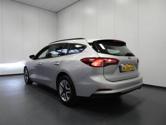 Ford FOCUS Wagon 1.0 EcoBoost Hybrid Connected NAVI/CRUISE/PDC/LED/16"LMV!