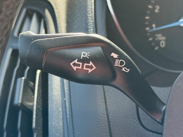 Ford FOCUS Wagon BWJ 2018 1.0 126 PK ST-Line ST-LINE / CLIMA / CRUISE / PRIV. GLAS / LMV 17 INCH / MULTIFUNCT. STUUR / SPORTSTOELEN