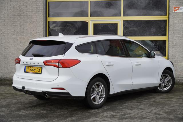 Ford FOCUS Wagon 1.5 EcoBlue Edition BJ2020 Lmv 16" | Led | Pdc | Navi | Trekhaak | Airco | Cruise control | Extra getint glas