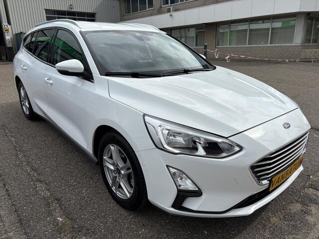 Ford FOCUS 1.0 EcoBoost Titanium Business