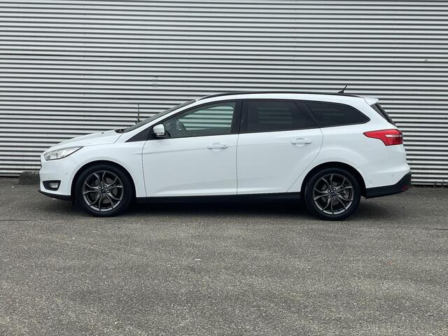 Ford FOCUS Wagon 1.5 Titanium|17"LM|Stoel/Stuur Verwarming