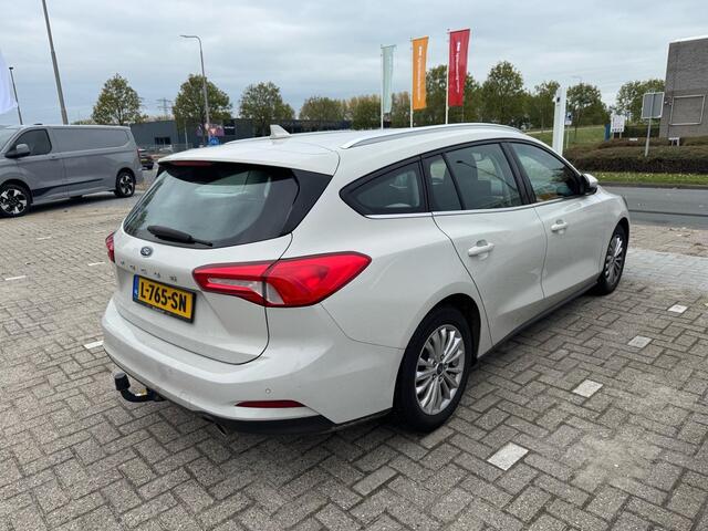 Ford FOCUS Wagon 1.0 EcoBoost Active Business | Trekhaak | Adaptieve cruise control | Winter Pack |