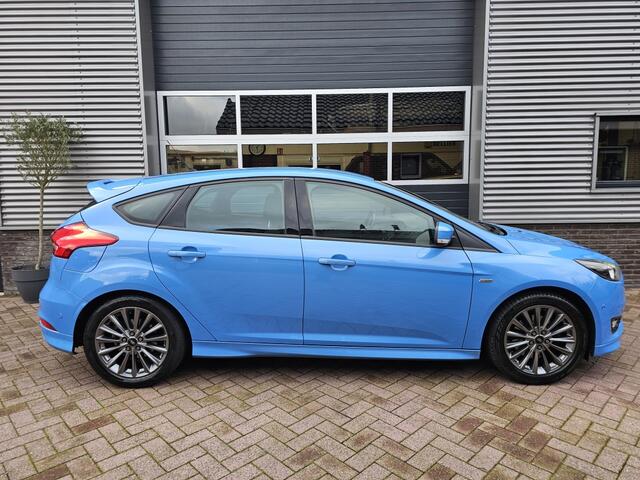 Ford FOCUS 1.5 ST-Line
