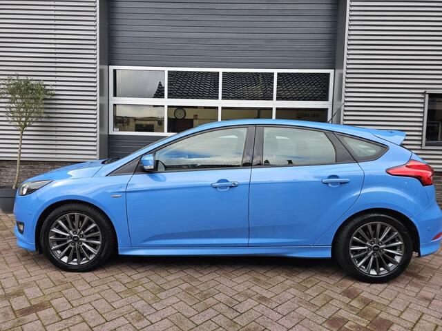 Ford FOCUS 1.5 ST-Line