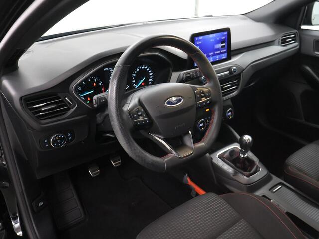 Ford FOCUS Wagon 1.0 EcoBoost Hybrid ST Line Style | Winterpakket | Parkeercamera | Navigatie | Climate Control |