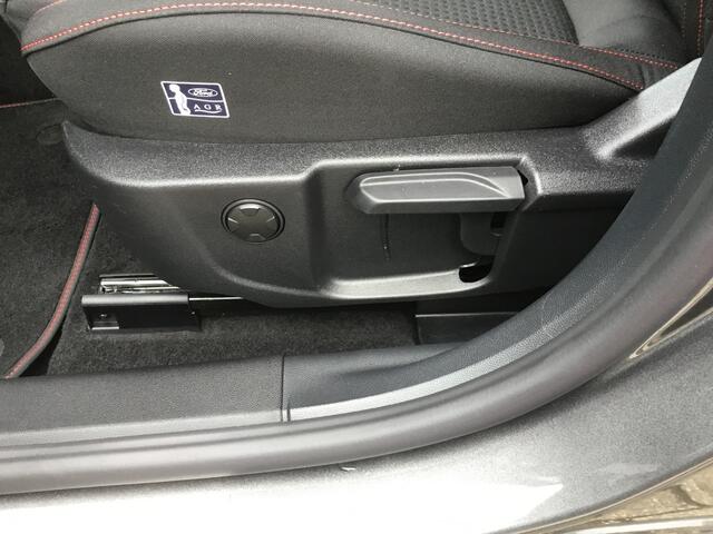 Ford FOCUS Wagon 1.0 EcoBoost Hybrid ST Line X