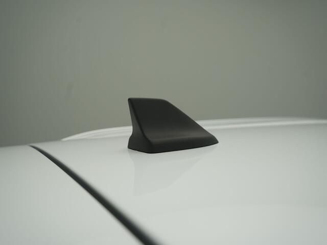 Ford FOCUS Wagon 1.0 EcoBoost Hybrid Trend Edition Business - RIJKLAARPRIJS - All Seasonbanden - Cruise Control - Achteruitrijcamera