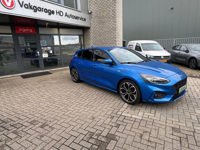 Ford FOCUS 1.5 EcoBoost ST Line Business