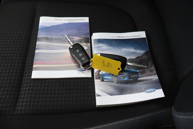 Ford FOCUS 1.0 EcoBoost Trend Edition Business NL-Auto!! Apple Car-Play I PDC