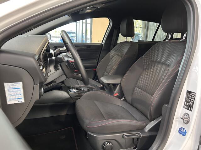 Ford FOCUS Wagon EcoBoost 125pk St-line X | Dealer onderhouden | Winterpack | Adapt. Cruise | Camera | Elekt. achterklep |