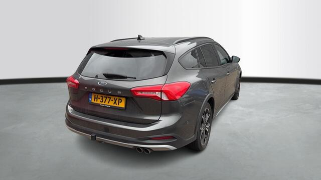 Ford FOCUS Wagon 1.5 EcoBoost 150pk Active Business Automaat / Navigatie / Trekhaak