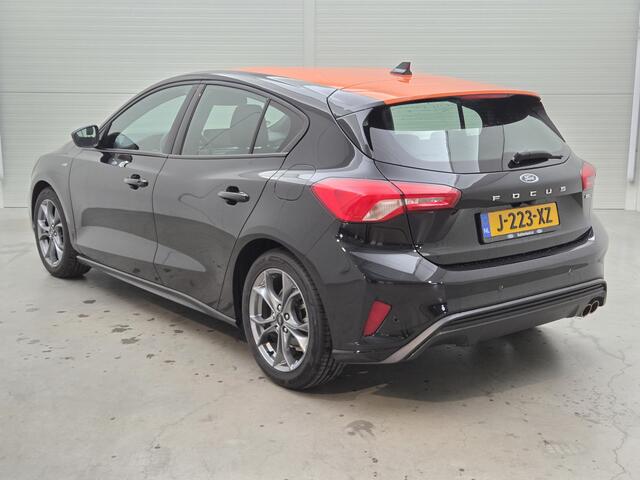 Ford FOCUS 1.0 EcoBoost Hybrid ST Line Business | Winter pack | Tech pack | B&O | Trekhaak |*
