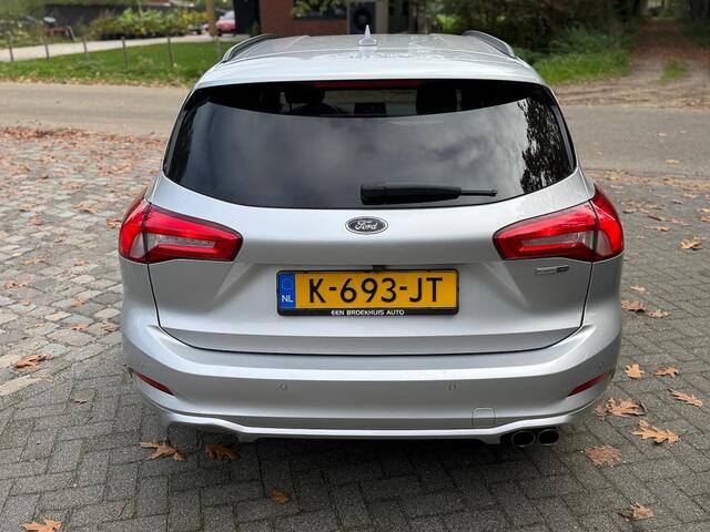 Ford FOCUS Wagon 1.0 125pk Hybrid ST Line Bns ecc,navigatie,lmv,carplay,led,dglas,pdc