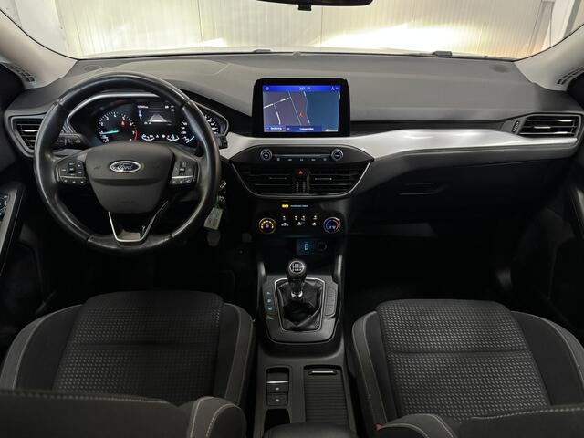 Ford FOCUS Wagon 1.0 EcoBoost Edition Business LED NAVI PDC TREKHAAK LMV