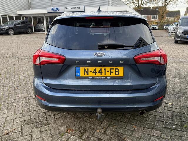 Ford FOCUS Wagon 1.0 EcoBoost Titanium Business Trekhaak | Adaptieve Cruise | Winterpack | Full LED | 17 inch Lichtmetaal | Dealer onderhouden