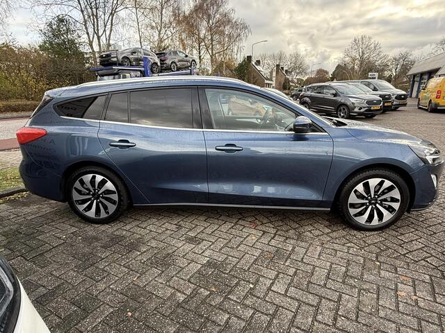 Ford FOCUS Wagon 1.0 EcoBoost Titanium Business Trekhaak | Adaptieve Cruise | Winterpack | Full LED | 17 inch Lichtmetaal | Dealer onderhouden