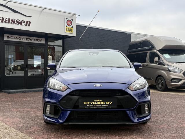 Ford FOCUS 2.0 ST RS Look 251 pk apple carplay pdc v/a Recardo stoelen half leder/stof 1e eigenaar dealer onderhouden