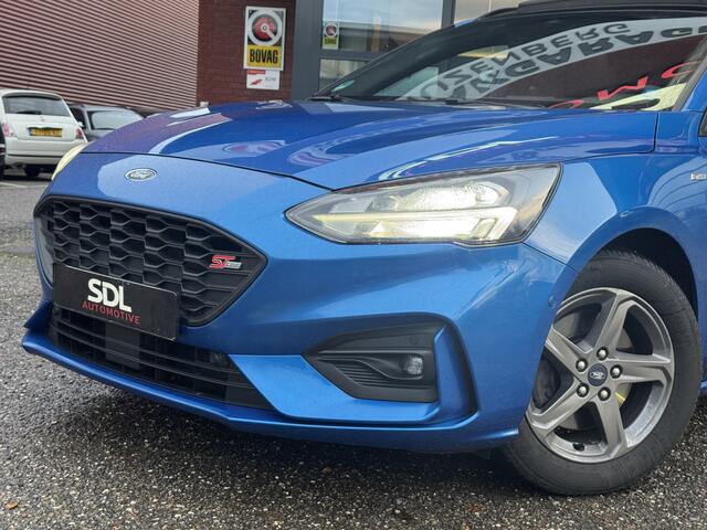 Ford FOCUS Wagon 1.5 EcoBoost ST Line Business // B&O AUDIO // SCHUIF KANTEL DAK // NAVI // CAMERA // TREKHAAK
