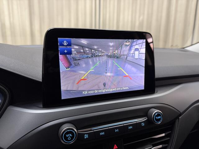 Ford FOCUS Wagon 1.0 EcoBoost Connected *Carplay* Trekhaak / Dodehoek / Camera / Adapt. Cruise / Org.NL!