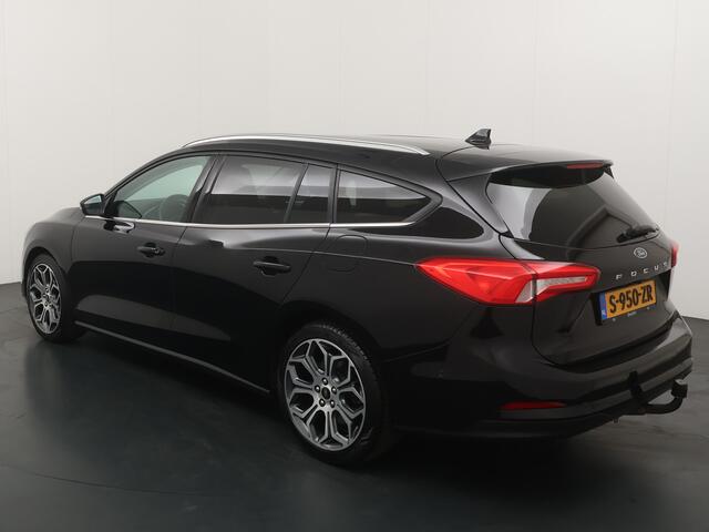 Ford FOCUS Wagon 1.0 125PK Titanium X Business | 18-inch | Elektr. achterklep | Full LED | Trekhaak | Winter Pack | All season |