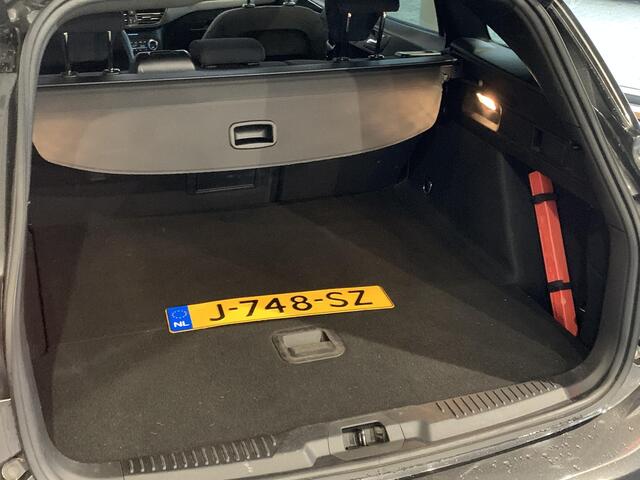 Ford FOCUS Wagon 1.0 EcoBoost Hybrid ST Line X Business ELEKTRISCH PANORAMADAK | ELEKTRISCHE ACHTERKLEP | ACHTERUITRIJCAMERA | COMPLETE AUTO!