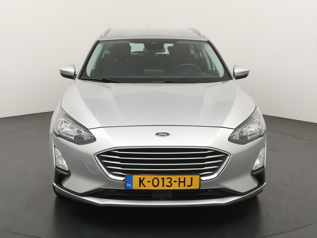 Ford FOCUS Wagon EcoBoost Hybrid 125 pk Trend | Trekhaak | Camera | Navi | Apple Carplay | 100% Dealer onderhouden |