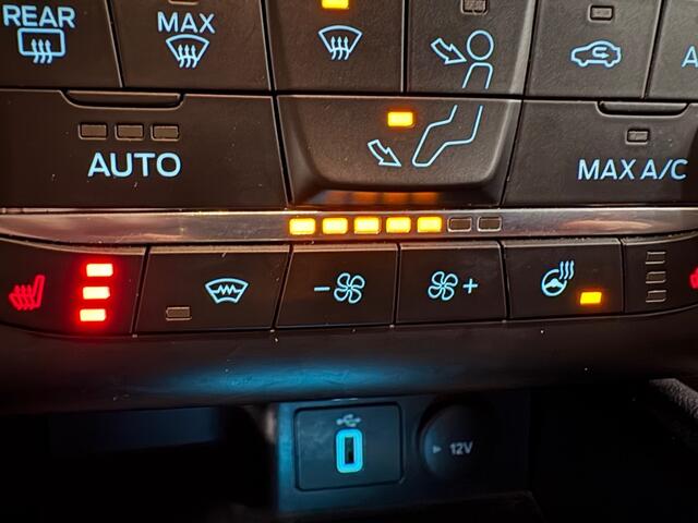 Ford FOCUS Ecob. ST-Line X 165pk Virtual Cockpit Nav Winterpak PDC Camera Adap Cruise