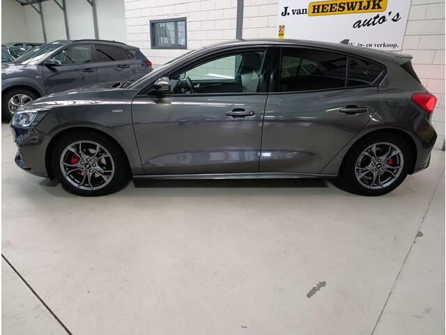 Ford FOCUS 1.0 EcoBoost Hybrid ST Line X Business Climate controle | Navigatiesysteem |Parkeersensoren |Led verlichting | Cruise controle