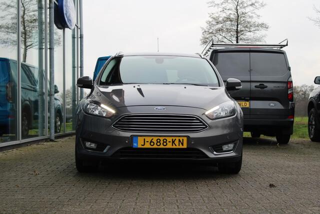 Ford FOCUS Wagon 1.0 Titanium | Automaat | Climate Control | Stoelverwarming | Navigatie | Parkeersensoren | Lichtmetalen Velgen |