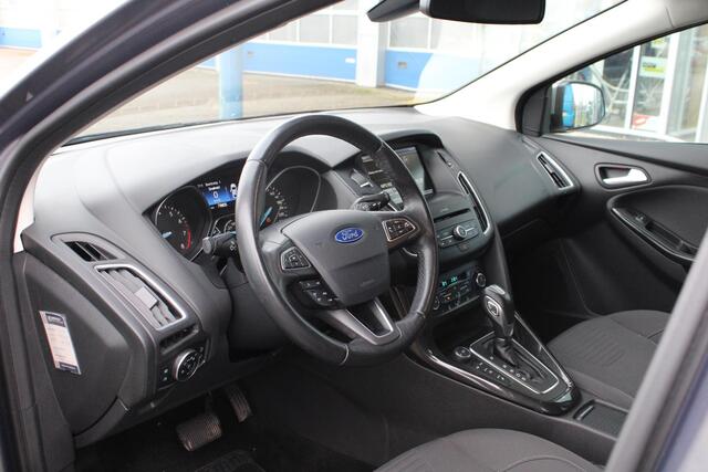 Ford FOCUS Wagon 1.0 Titanium | Automaat | Climate Control | Stoelverwarming | Navigatie | Parkeersensoren | Lichtmetalen Velgen |