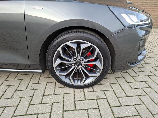 Ford FOCUS 1.0 EcoBoost Hybrid ST Line X