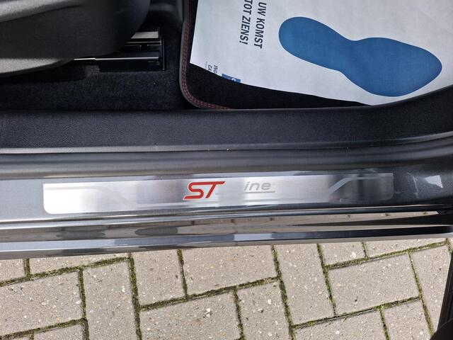 Ford FOCUS 1.0 EcoBoost Hybrid ST Line X