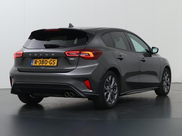 Ford FOCUS 1.0 EcoBoost Hybrid ST Line Style | Winterpakket | Parkeercamera | Navigatie | Climate Control |