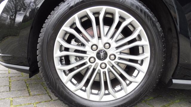 Ford FOCUS Wagon 125pk EcoBoost Titanium Navi Camera Trekhaak WinterPack Elek.klep enz.