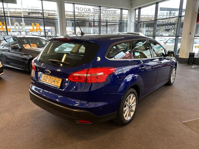Ford FOCUS Wagon 1.5 TDCI Titanium | Cruise control | Climate control | Park assist | Navigatie | Apple carplay | Nederlands geleverd