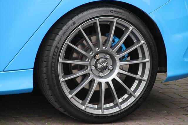 Ford FOCUS 2.3 RS | OZ Racing | Remus | 350pk |