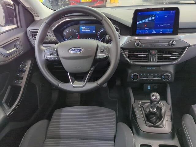Ford FOCUS 1.0 EcoBoost Titanium Business 1e Eigenaar | NL-Auto | Volledig Onderh | BTW | AF Trekhaak | Carplay | Navi | Full Led | Keyless | PDC | Bots Herkenning | Start/Stop