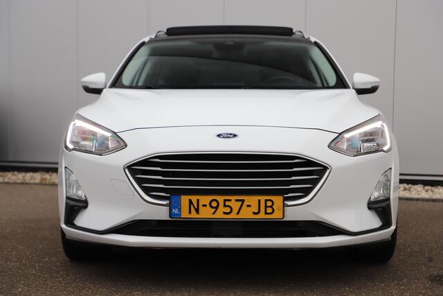 Ford FOCUS Wagon 1.0 EcoBoost Hybrid Trend Edition Business 125PK Trekhaak Panoramadak Navigatie Achteruitrijcamera Stuur & Stoelverwarming
