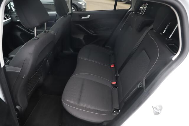 Ford FOCUS Wagon 1.0 EcoBoost Hybrid Trend Edition Business 125PK Trekhaak Panoramadak Navigatie Achteruitrijcamera Stuur & Stoelverwarming