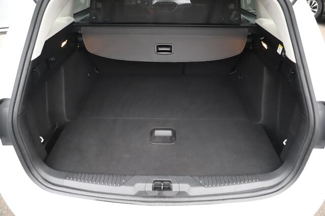 Ford FOCUS Wagon 1.0 EcoBoost Hybrid Trend Edition Business 125PK Trekhaak Panoramadak Navigatie Achteruitrijcamera Stuur & Stoelverwarming