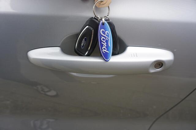 Ford FOCUS Wagon 1.0 125PKEcoB.Hybrid Titanium X Business/Trekhaak/ Parkeerpakket/Digi Dashboard.