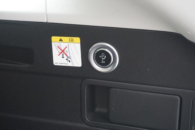 Ford FOCUS Wagon 1.0 125PKEcoB.Hybrid Titanium X Business/Trekhaak/ Parkeerpakket/Digi Dashboard.