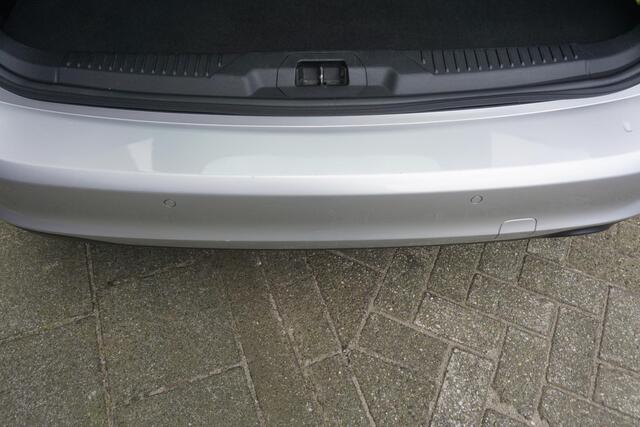 Ford FOCUS Wagon 1.0 125PKEcoB.Hybrid Titanium X Business/Trekhaak/ Parkeerpakket/Digi Dashboard.