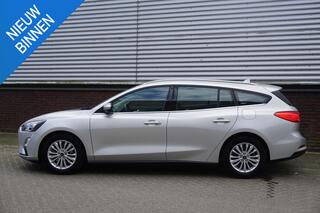 ford-focus-wagon-1.0-125pkecob.hybr