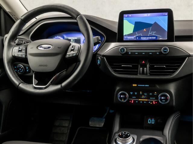 Ford FOCUS Wagon 1.0 EcoBoost Titanium X Automaat (VIRTUAL COCKPIT, APPLE CARPLAY, GROOT NAVI, STUUR/STOELVERWARMING, SPORTSTOELEN, ADAPTIVE CRUISE, KEYLESS, GETINT GLAS, CAMERA, NIEUWSTAAT)