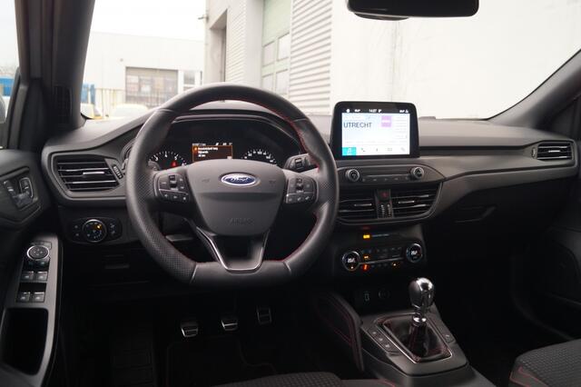 Ford FOCUS 1.5 EcoBoost 181pk ST Line Business -NAVI-ECC-PDC-