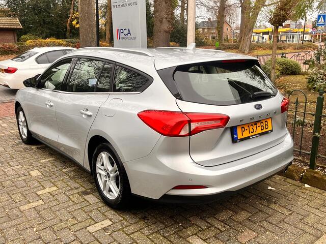 Ford FOCUS Wagon 1.5 EcoBlue Titanium X Business