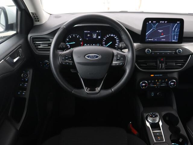 Ford FOCUS 1.0 EcoBoost Titanium | Automaat | Carplay | Navigatie | Keyless | Climate control | Parkeerhulp | Cruise control | Bluetooth