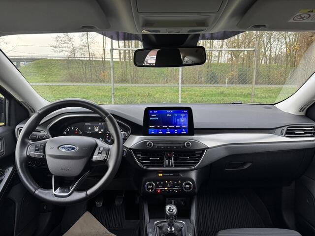 Ford FOCUS Wagon 1.5 EB 150PK Titanium Business | DEALER ONDERHOUDEN | 1.500KG TREKKEN | WINTERPACK | LED KOPLAMPEN |